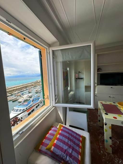 Attico Sul Porticciolo Antico Di Camogli Apartamento Exterior foto