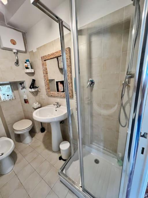 Attico Sul Porticciolo Antico Di Camogli Apartamento Exterior foto